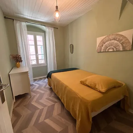 A 3 Minutes A Pied, Grand Familial, 3 ,top Emplacement ! Bastia (Corsica)