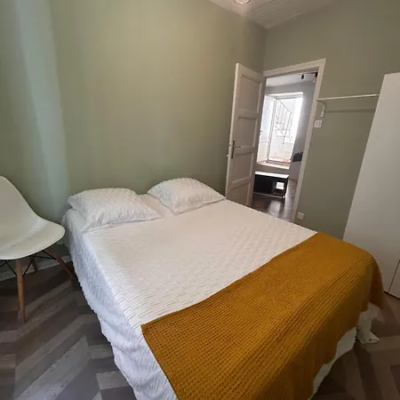 A 3 Minutes A Pied, Grand Familial, 3 ,top Emplacement ! *