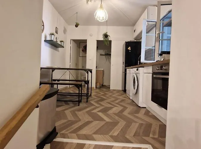 A 3 Minutes A Pied, Grand Familial, 3 ,top Emplacement !