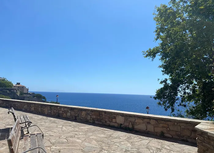 A 3 Minutes A Pied, Grand Familial, 3 ,top Emplacement ! *